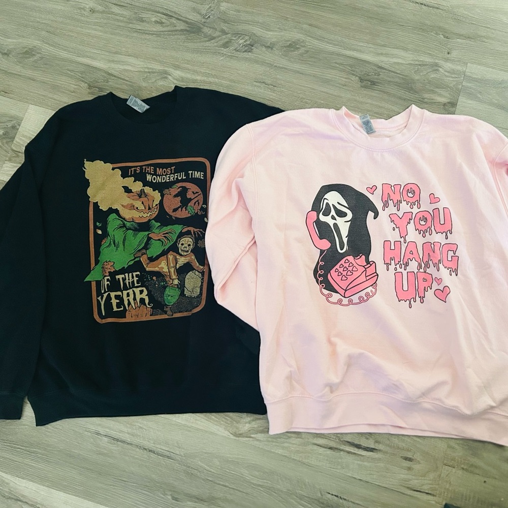 Set of Halloween Graphic crew necks